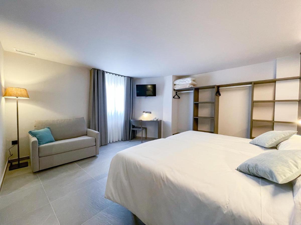Hotel Quatre Llunes Santa Pola Exterior photo